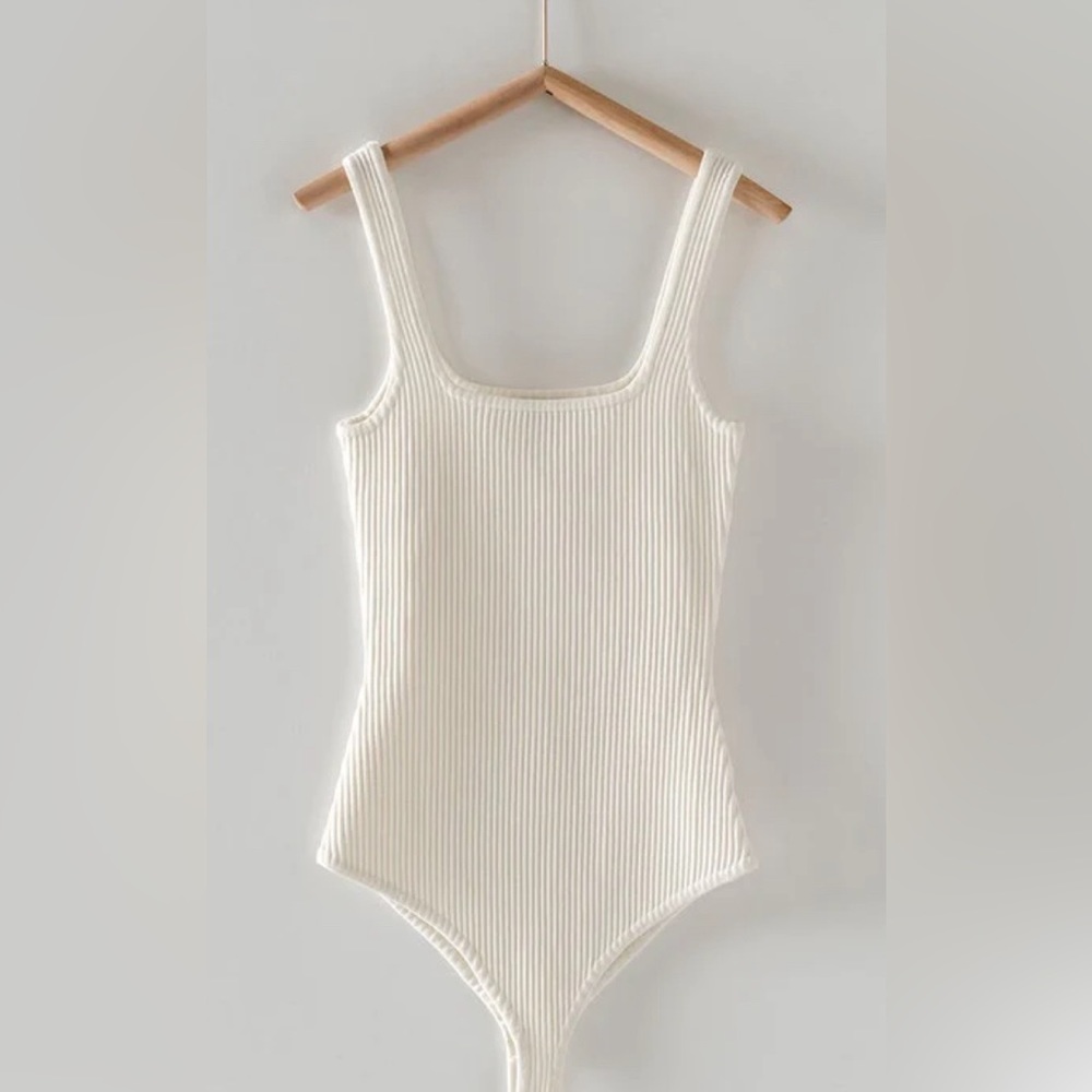 Articles of Society Sculpt Knit Square Neck Body Suit Size L, worn once!